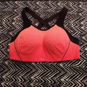 2PC V.S.X ♣️💖 Sport Bra 💖♣️36D